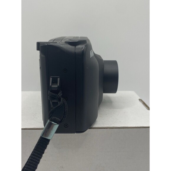 Nikon Nice Touch Zoom 35mm Film Camera w/ 35-60 MM Macro lens WORKING TESTED! - Picture 3 of 10